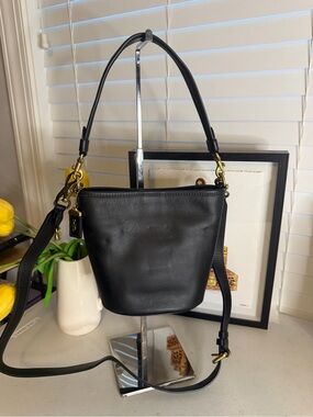 Coach Dakota Bucket Bag Black Glovetanned Leather Crossbody Shoulder Bag